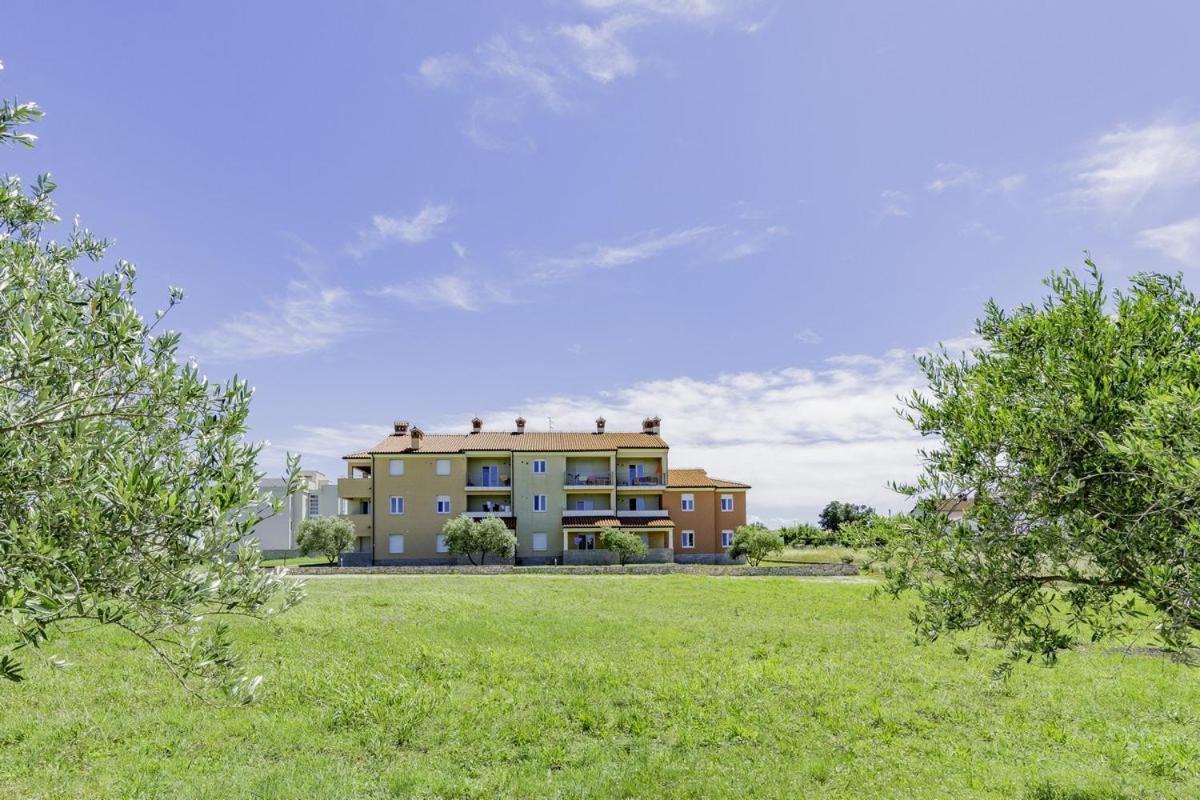 Apartments Monte Rosso Savudrija Esterno foto